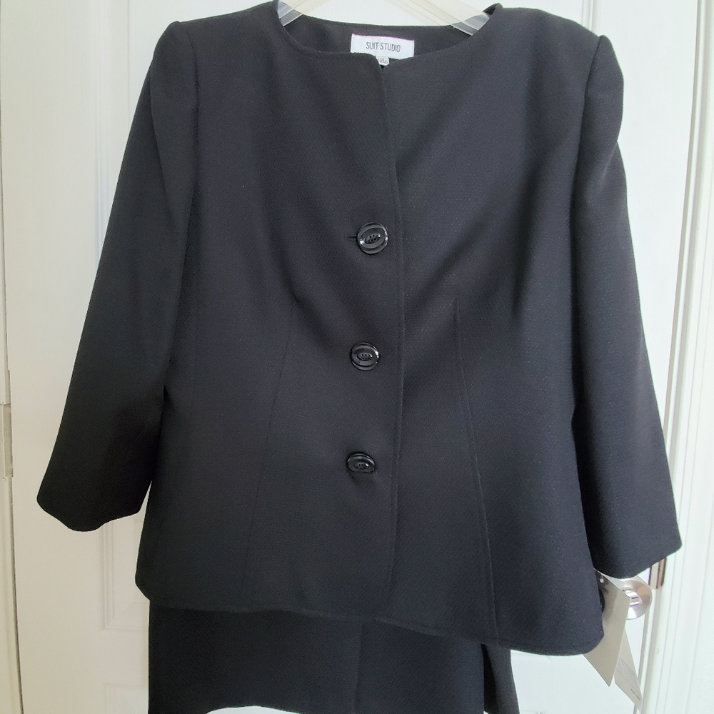 Studio Studio Dress Suit NWT